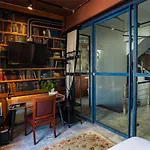 Bangkok Voyage Boutigue
